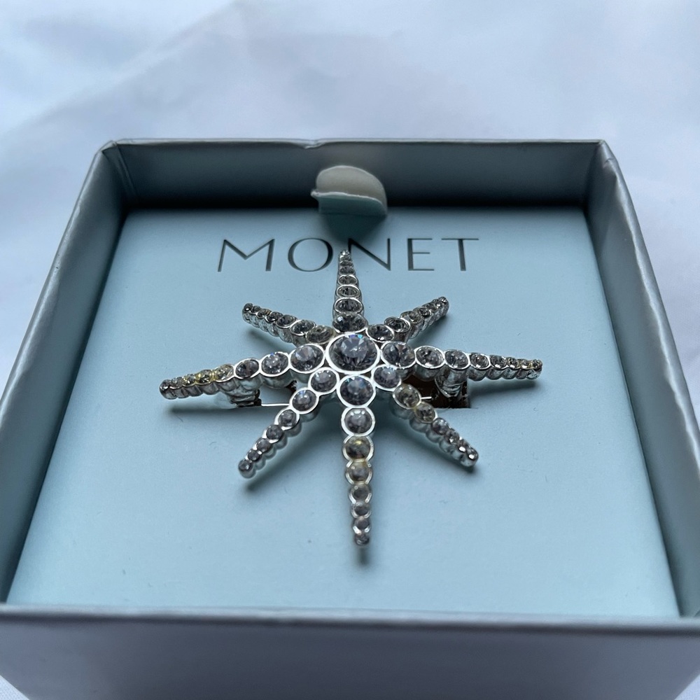 Monet Silver Rhinestone Star Brooch - Picture 2 of 2